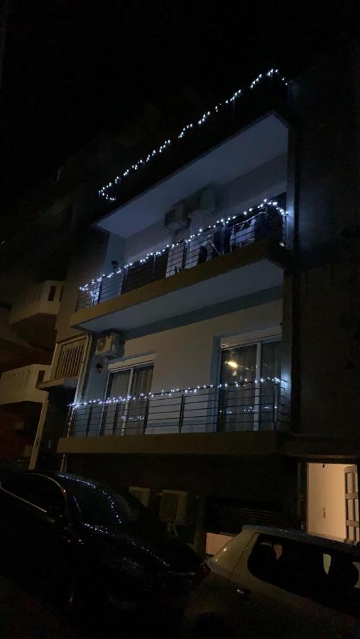 Explore Greece From Lovely City Centre Apartment Chalkís Exterior foto